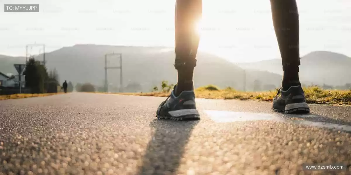 👟【潮流出街】专业装备，让运动更有型！